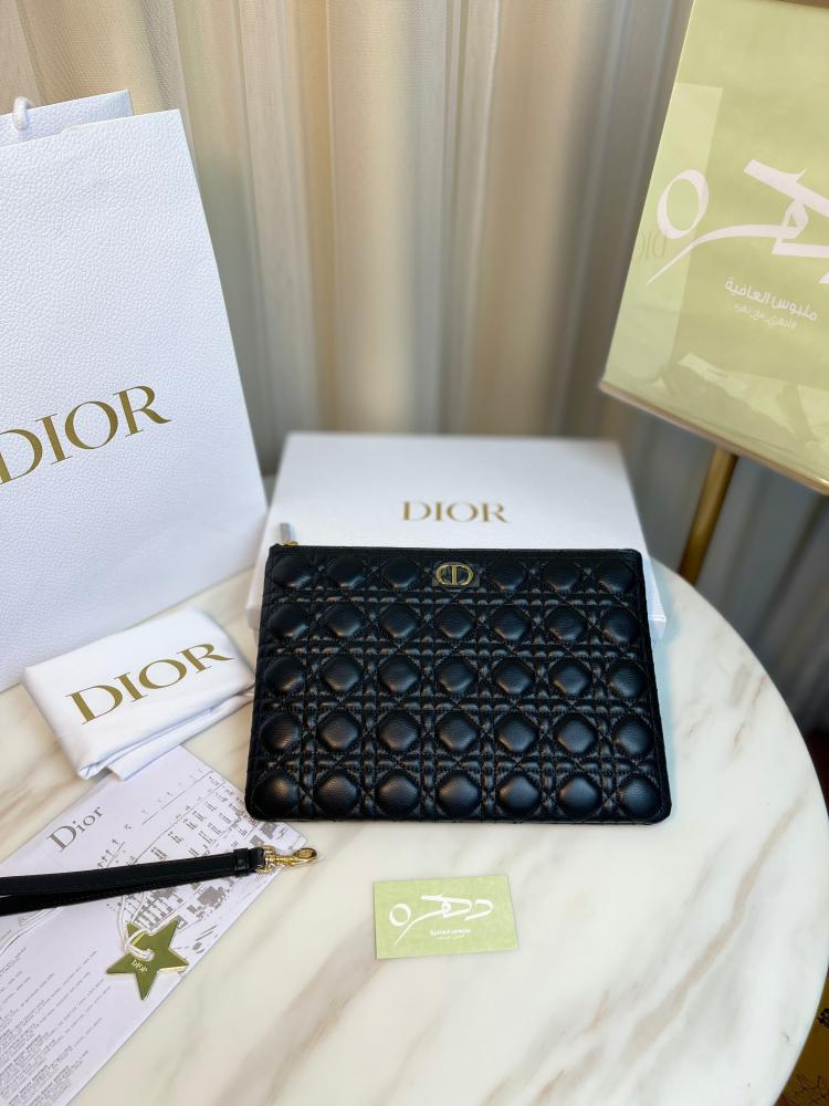 ديور Caro Daily Pouch