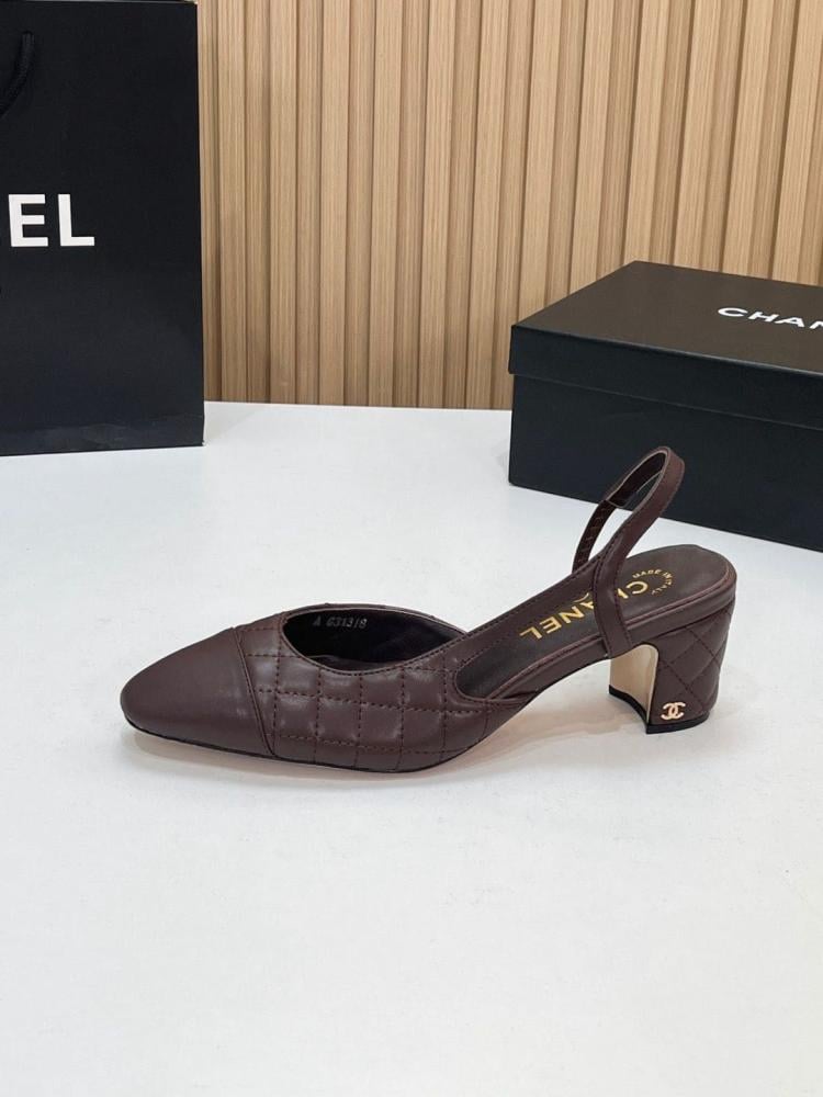 حذاء شانيل Slingback المبطن - بني