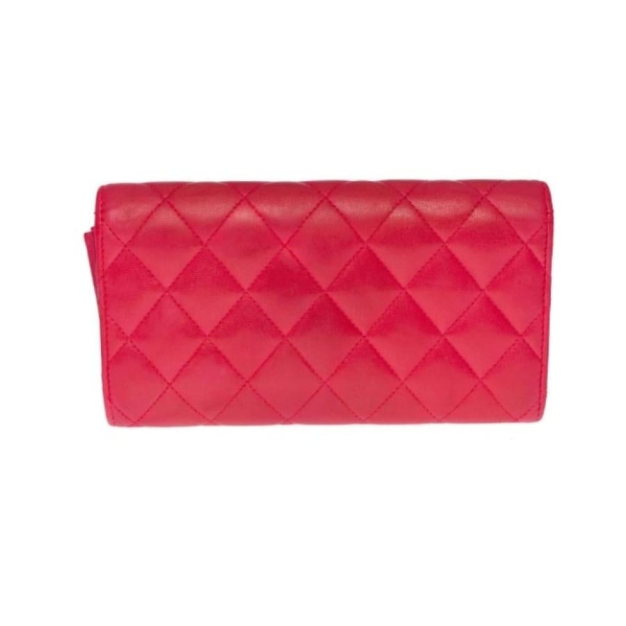 محفظة Chanel الفاخرة