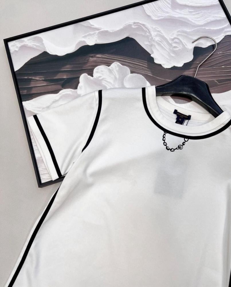 تيشيرت Outline Print من لويس فيتون