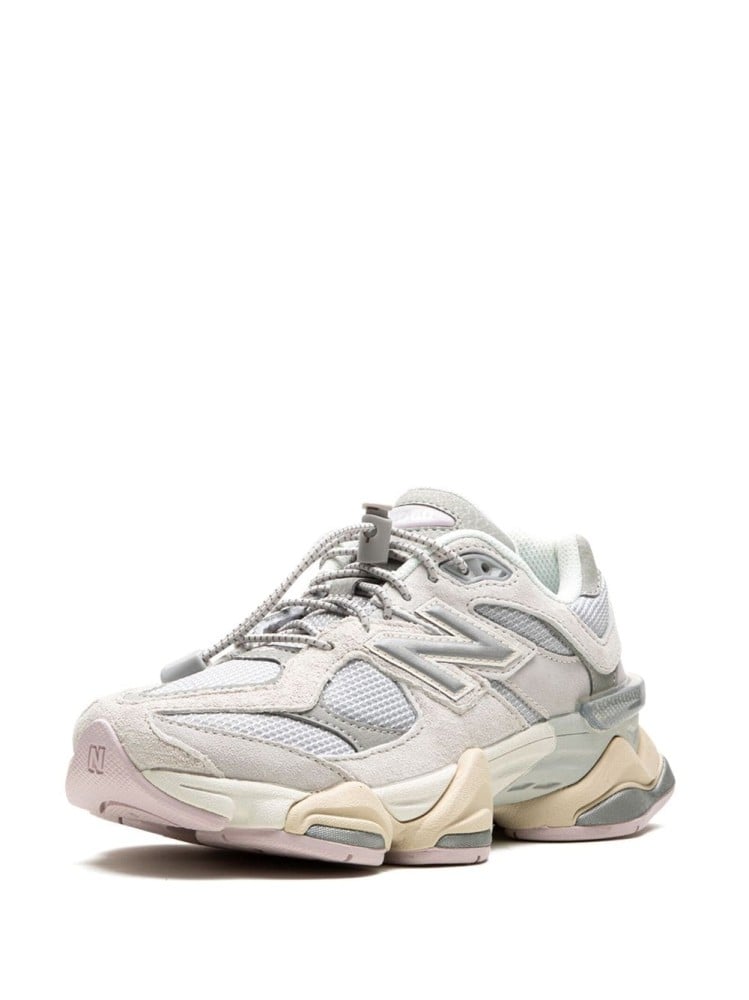 حذاء سنيكرز نيو بالانس 9060 - رمادي وبيج
