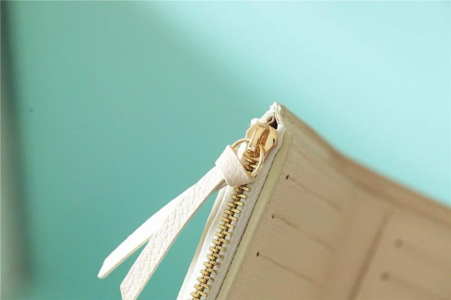 محفظة فيكتوراين Louis Vuitton Victorine بجودة عالية