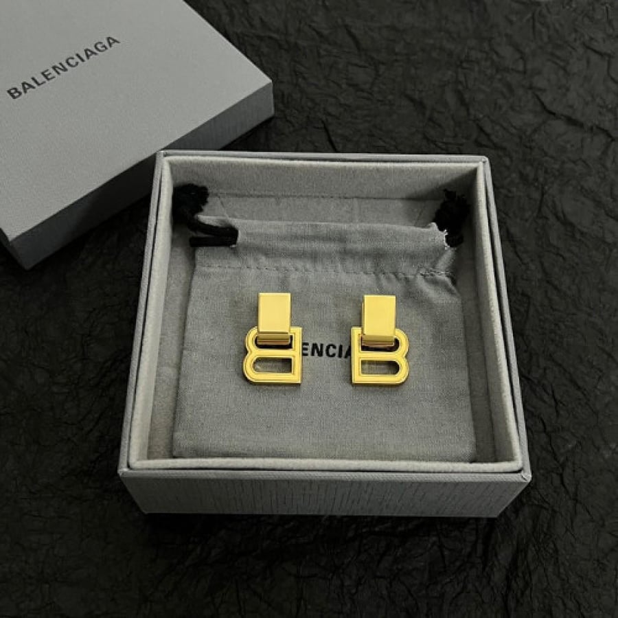 حلق Balenciaga ذهبي موديل كلاسيكي حرف B