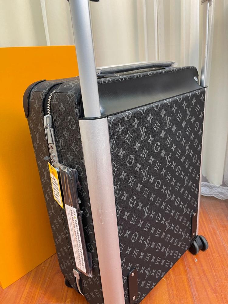 حقيبة سفر هورايزون 55 من لويس فويتون
