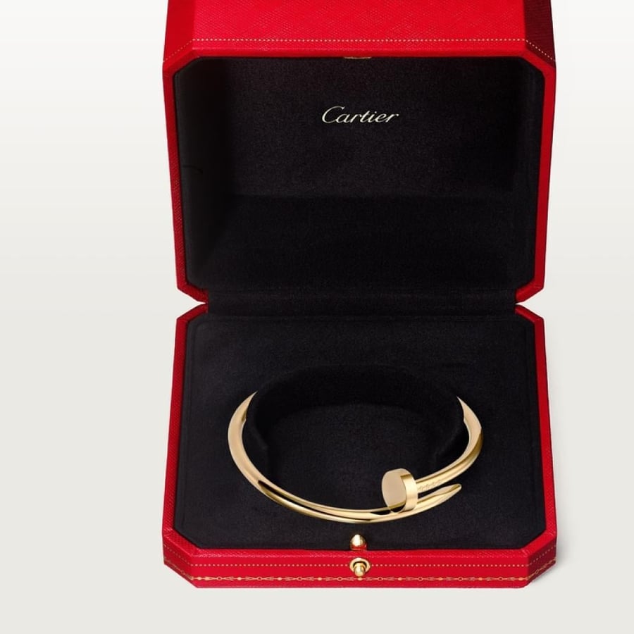 اسوارة مطلية بالذهب من Cartier بتصميم مسمار