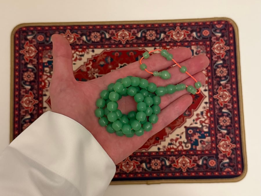 مسباح ضومنه أخضر