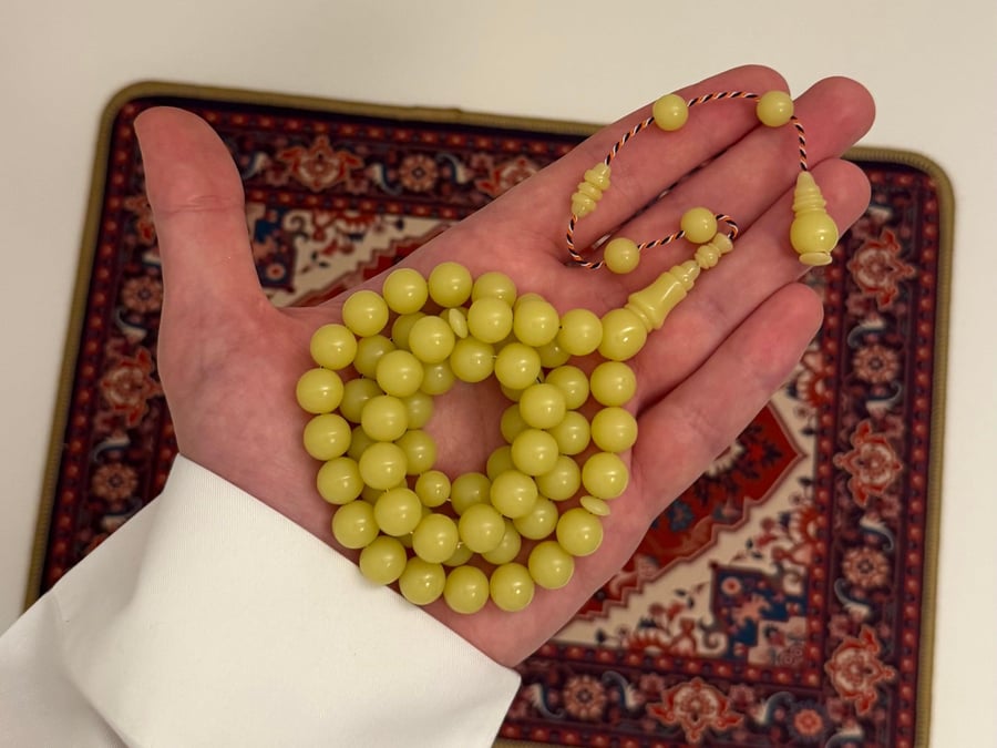 مسباح دومنه فستقي