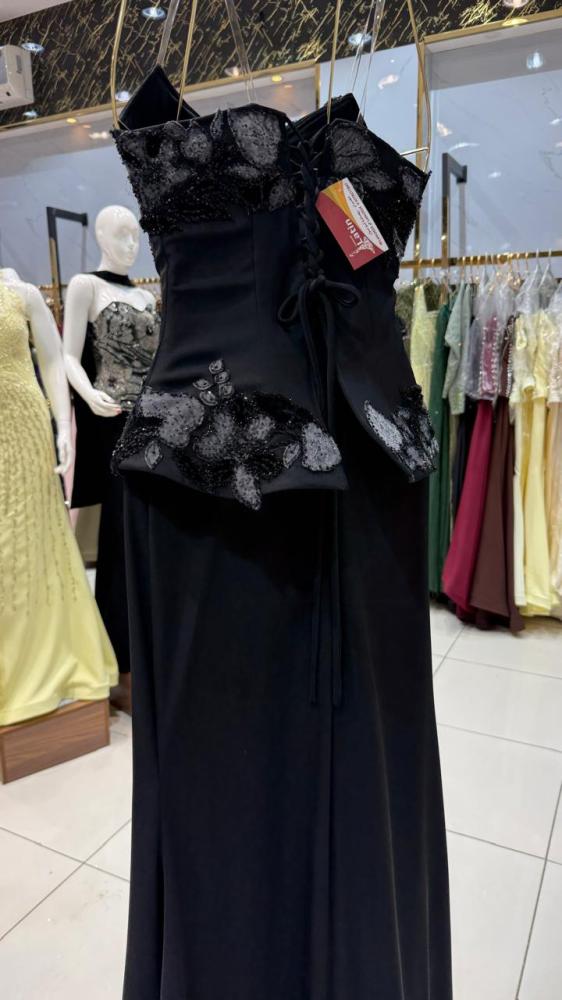 فستان سهرة اسود