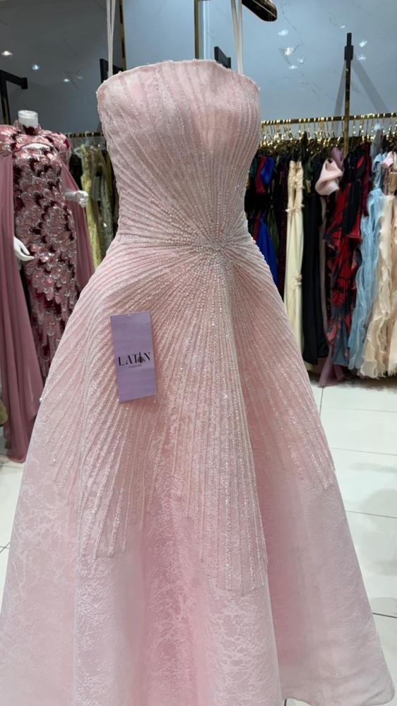 فستان سهرة فاخر