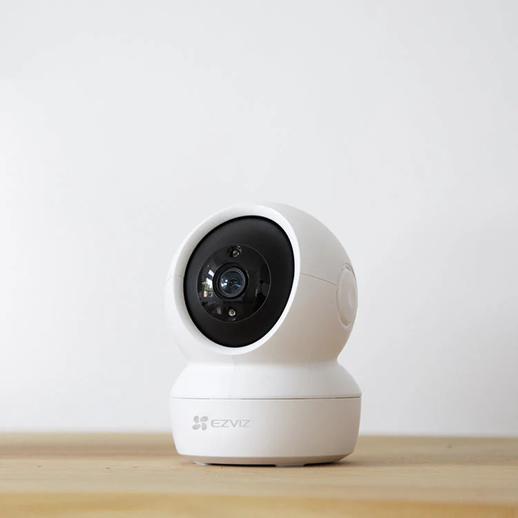 كاميرا EZVIZ H6c بدقة 1080p للمراقبة الداخلية