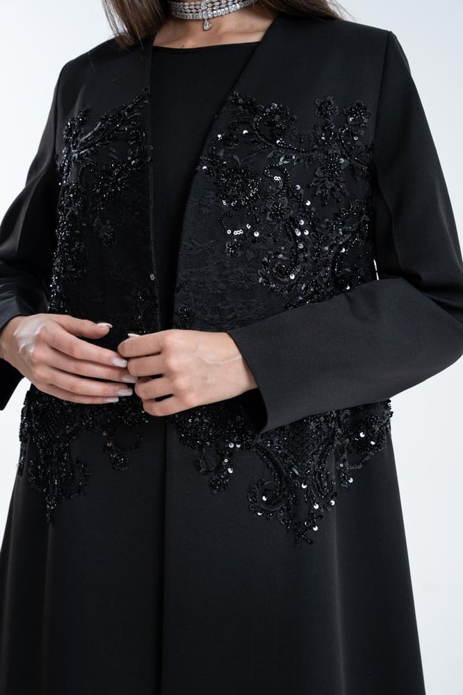 Royal Grace Dark Black
