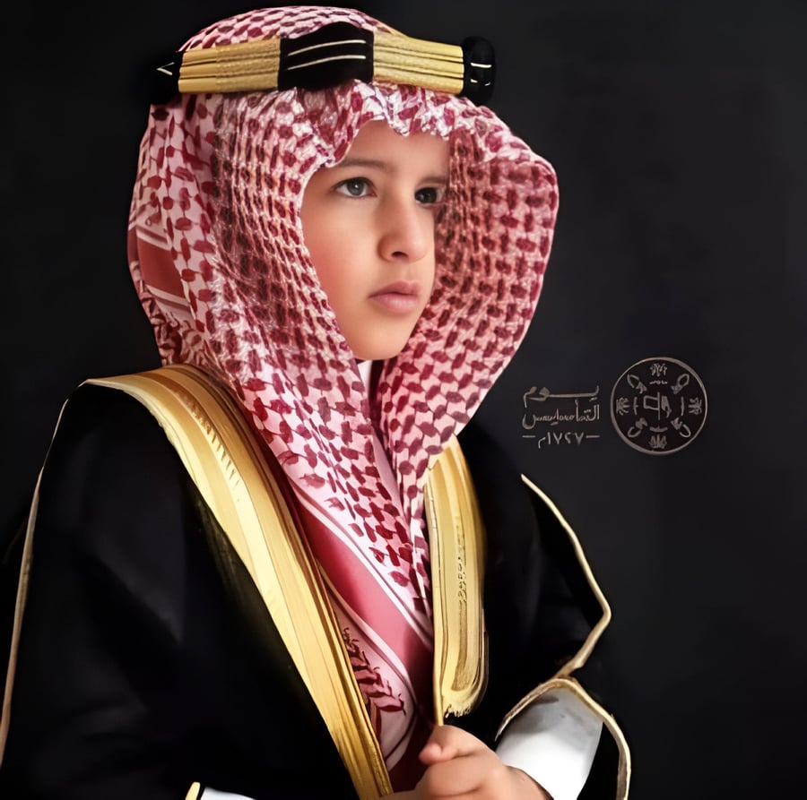 بكج الولادي بشت - عقال - مجند - شماغ