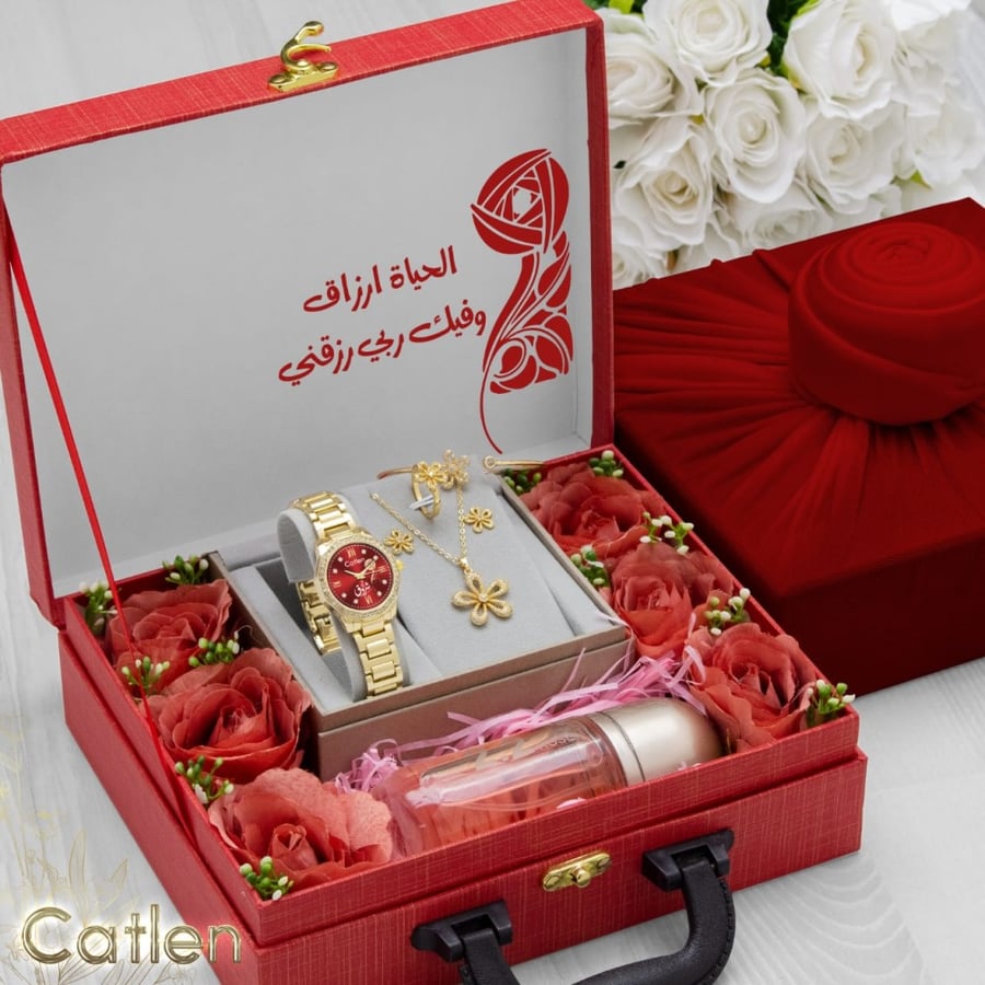 طقم هدايا نسائي ساعه استيل مع اكسسوار وعطر تغليف قماش للبوكس وعبارة اهداء