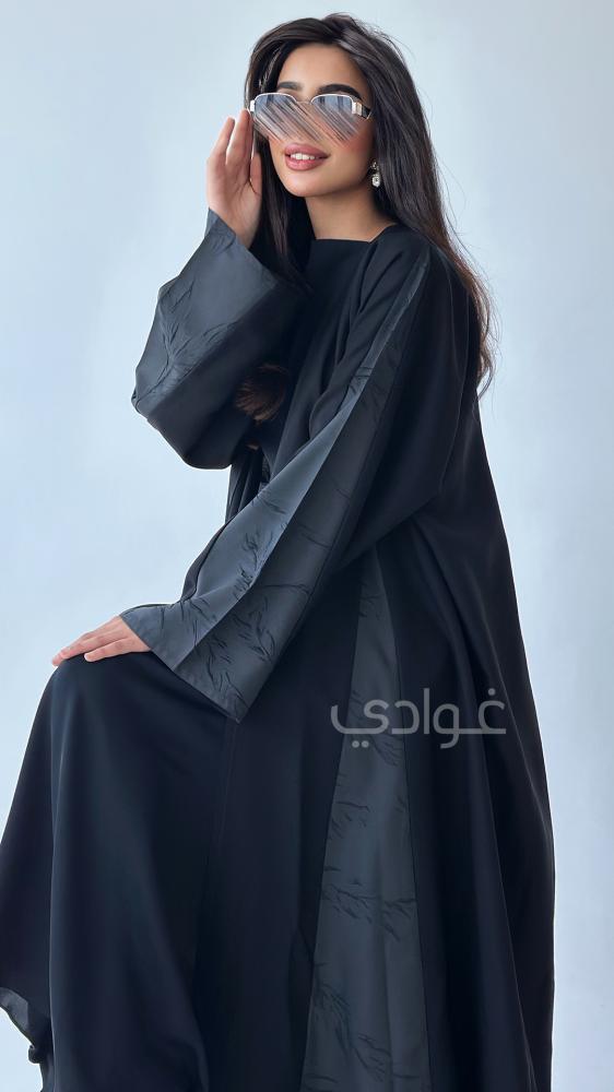 عباية سوداء ربع كلوش بتداخل الجاكار- 11237