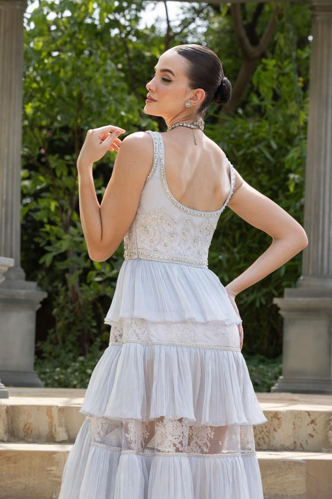 moonlit ruffles
