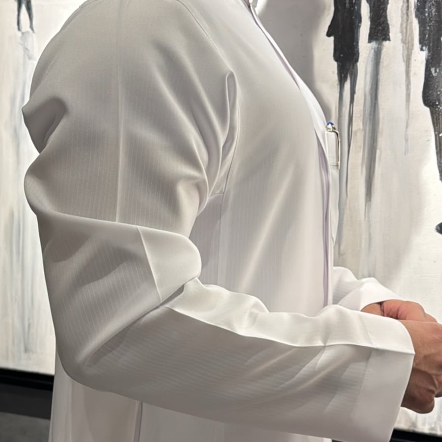 سُمو — أبيض كلاسيكي