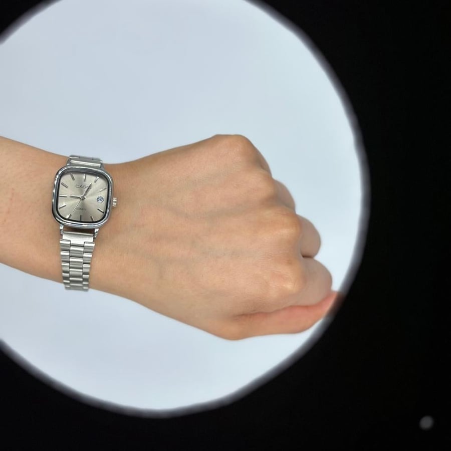 CASIO 117 BEIGE-SILVER نسائية