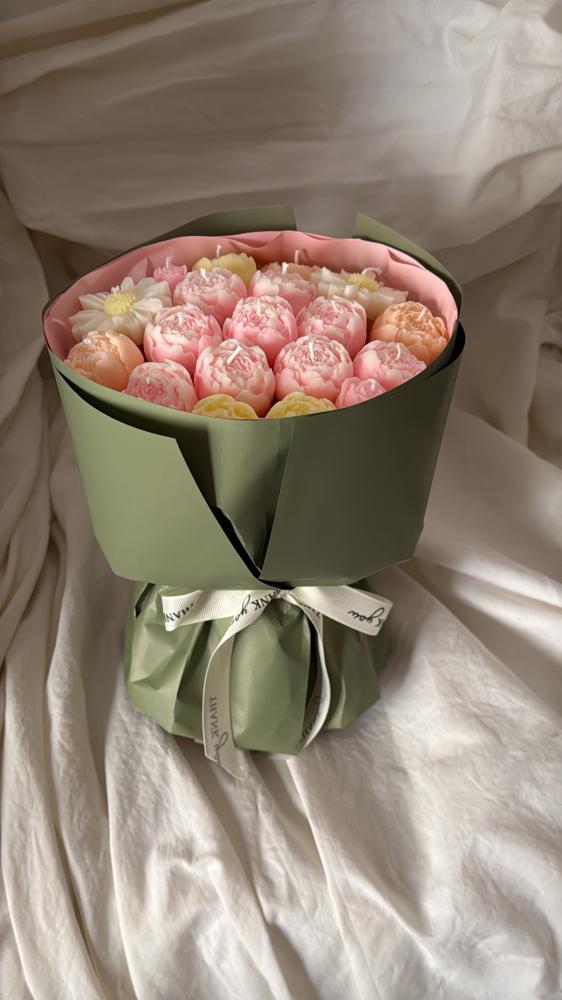 Longila flower bouquet