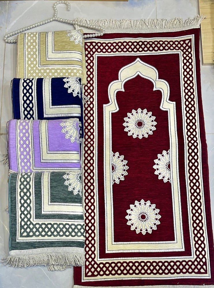Two-layer padded carpet for children from age 7 to 12