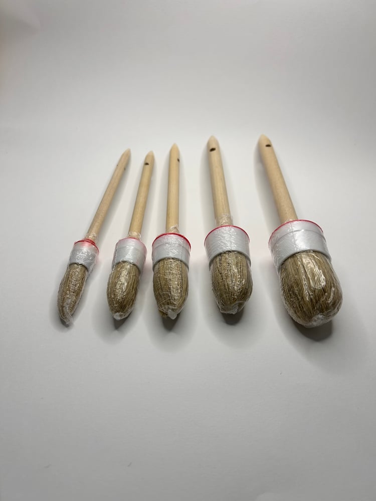 Cleaning brush set for decorations