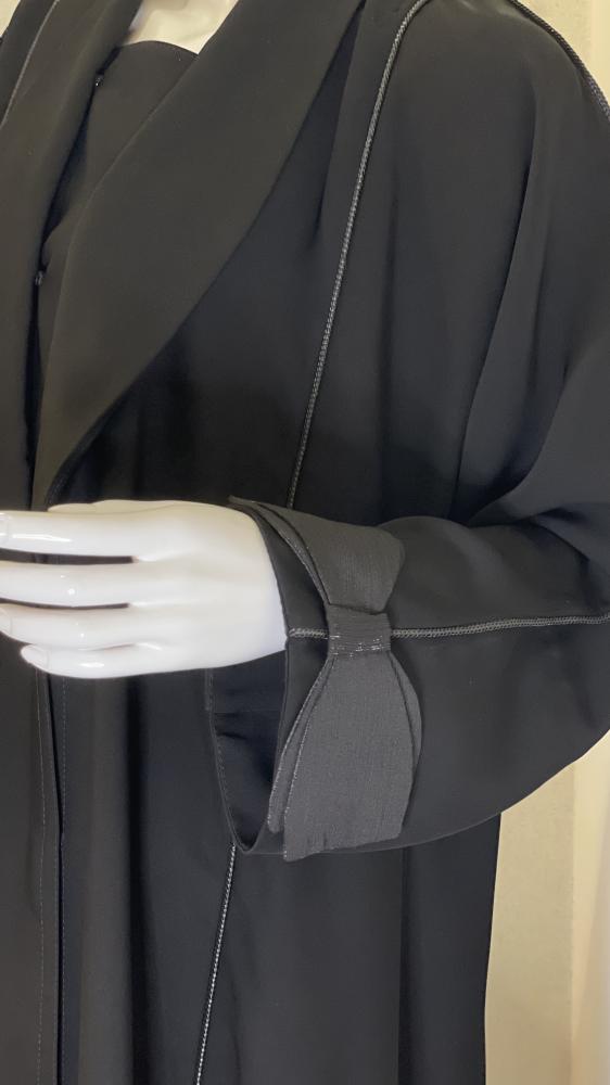 عباية فيونكة وفيها مرد داخلي
