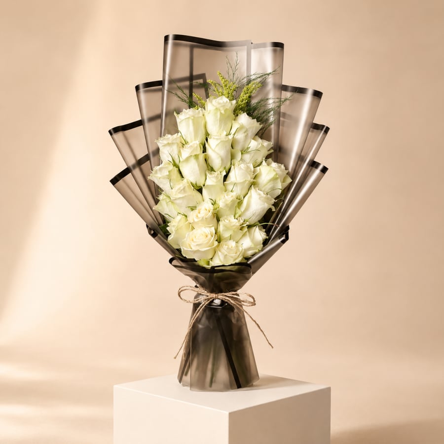 The white flower bouquet with stripes