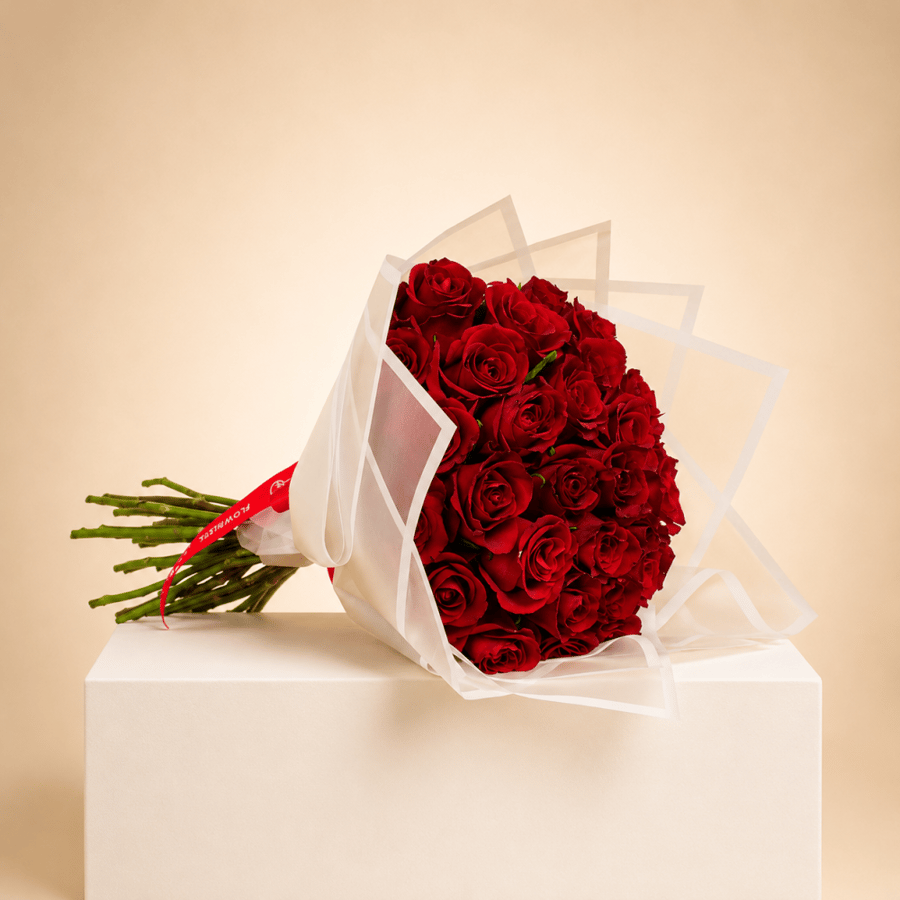The bouquet of the dreamy red roses