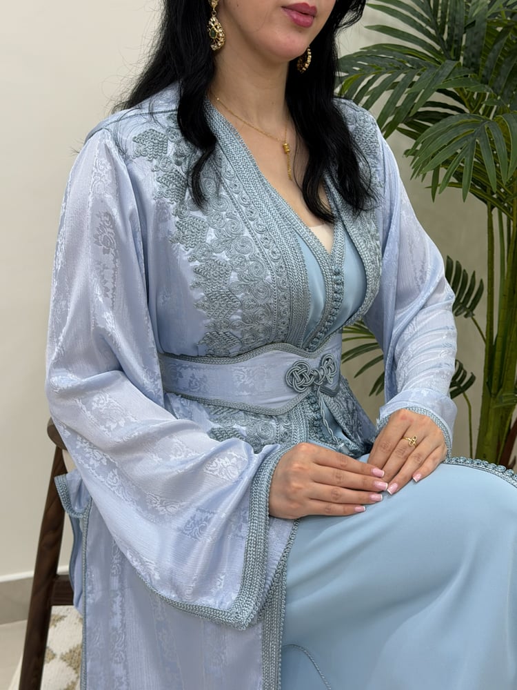 جوهره قطعتين