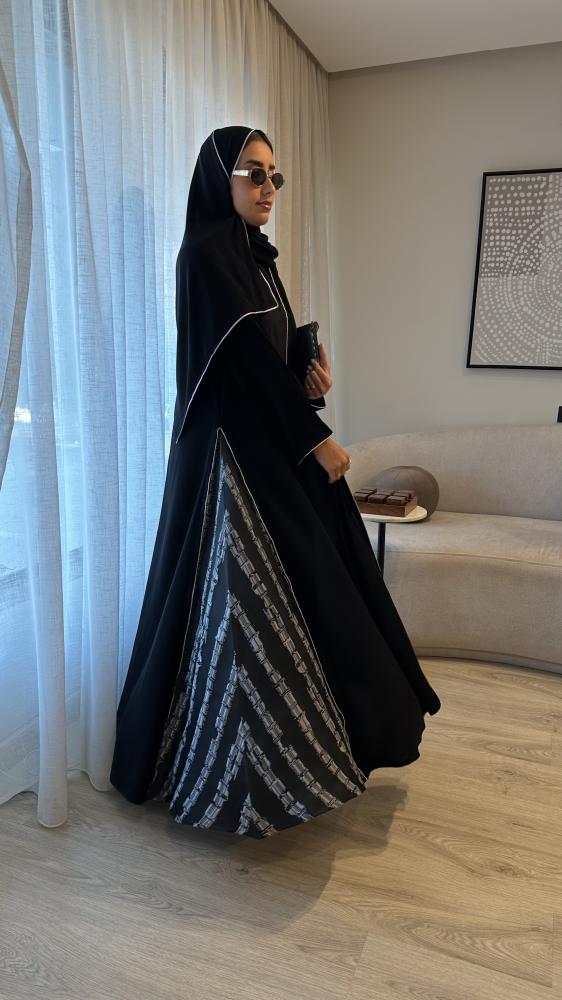 Royal crepe abaya + Jacquard Taffeta