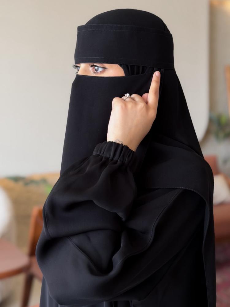 نقاب طويل
