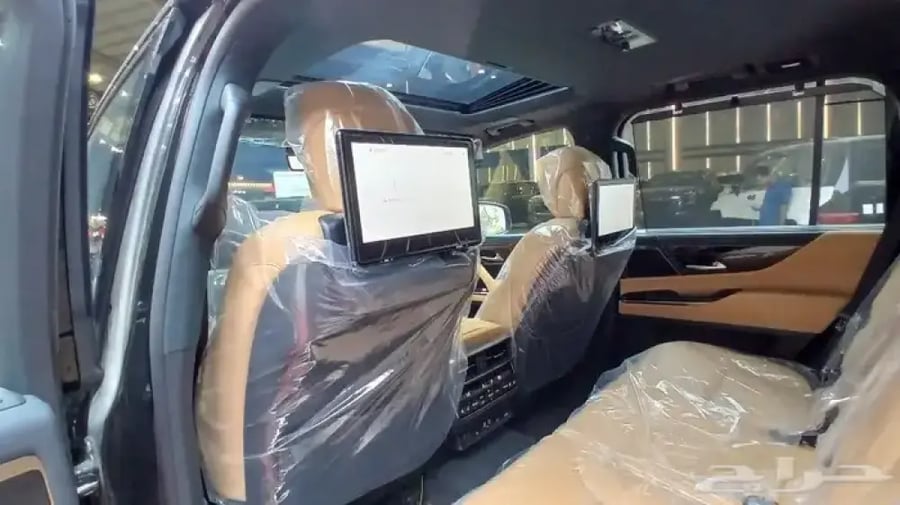 لكزسLX600BB 2026 سعودي -صادر لوحه-داخل جملي(بنزين)3.5TT