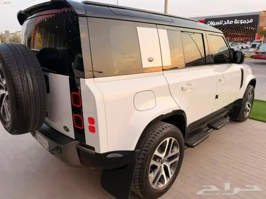ديفندر110 2023 مالك اول عداد قليل (بنزين)p300
