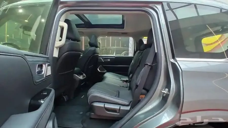 انفينتيQX80 2025 سنسوري-عداد5000-المانع-داخل اسود(بنزين)3.5T