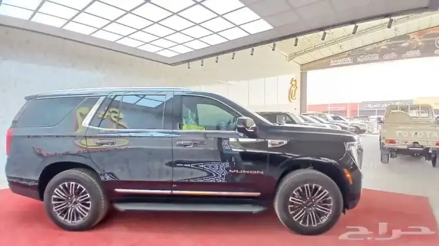 جيمس يوكن2026 اليفيشن -سقف بانوراما- دبل-رادار(بنزين)5.3L