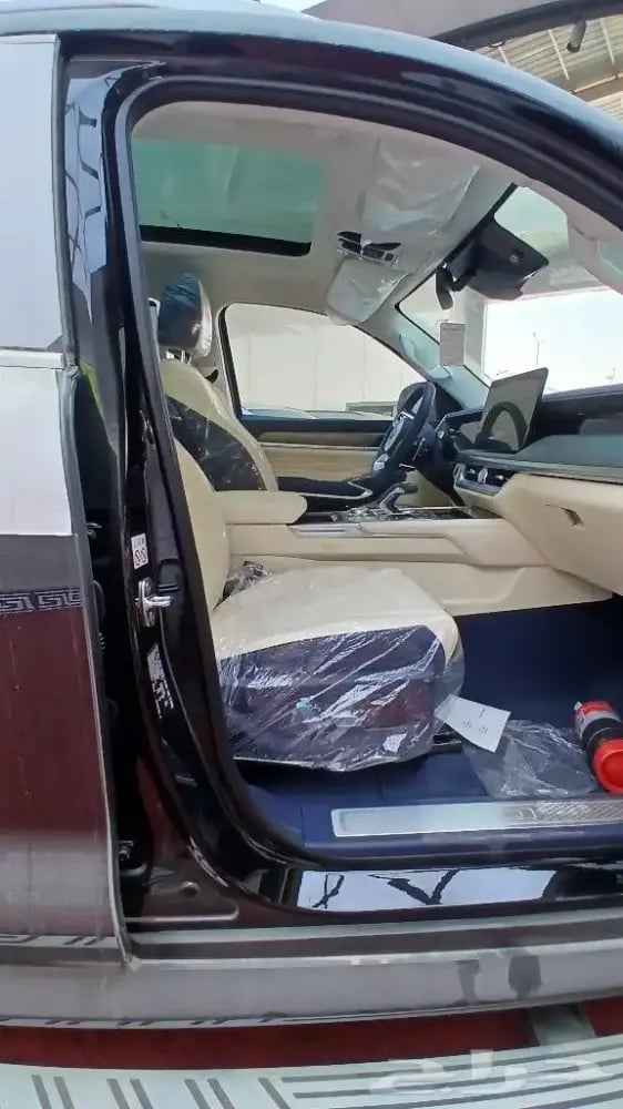 تانك 500 2027 روك اديشن-خليجي-داخلي جملي(بنزين)3.0T