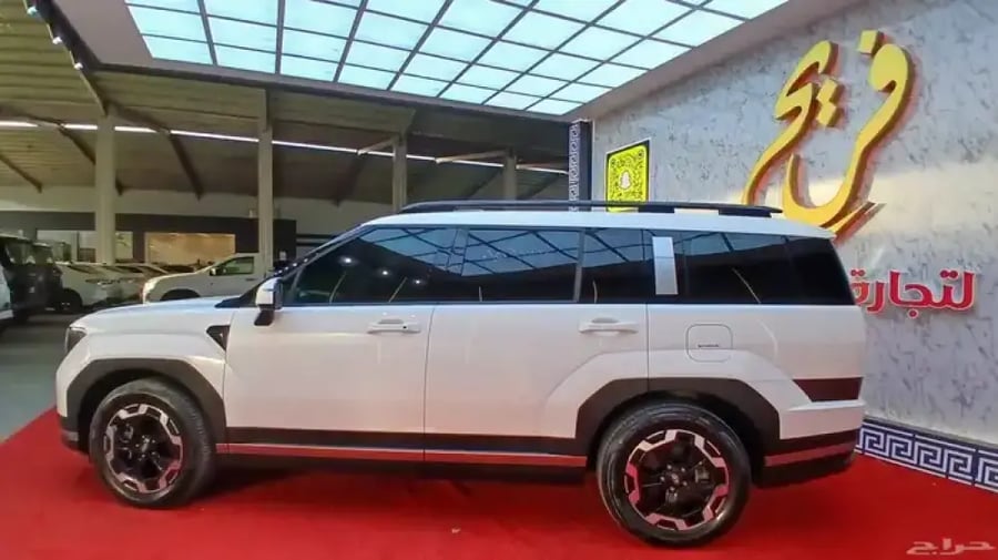 هونداي سنتافي 2024دبل-فتحتين سقف-8مقاعد(بنزين )2.5LT