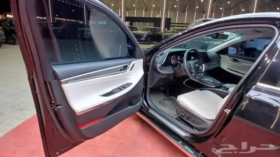 هونداي ازيرا 2021 رادار -بروجكتر-داخل اوف ويت(بنزين)3.5L