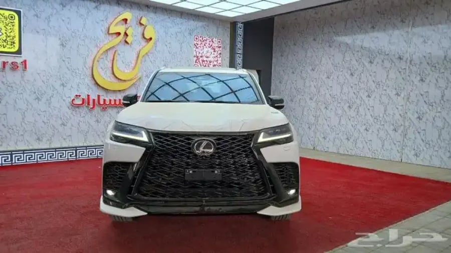 لكزسLX600 اف سبورت 2026 سعودي -صادر لوحه (بنزين )3.5TT