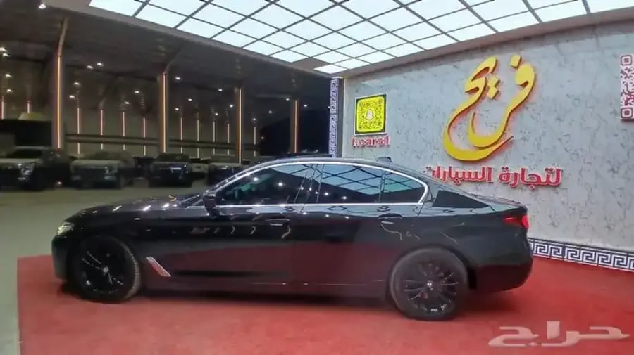 بي ام دبليو 520i 2021 رادار-ليد داخلي -بروجكتر(بنزين)2.0T