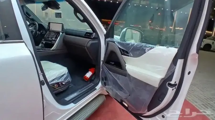 لكزسLX600AA 2026خليجي -داخل اوف ويت-رادار(بنزين)3.5TT