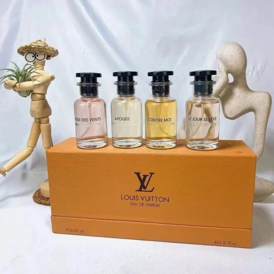 مجموعة عطور لويس فيتون النسائيه 4 عبوات أو دو برفيوم 30مل