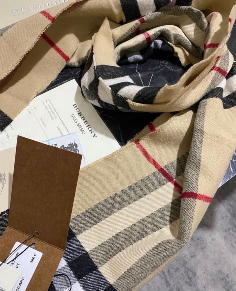 Burberry scarf