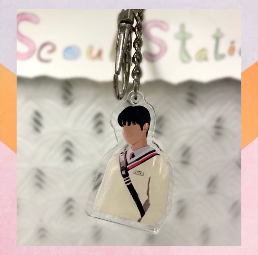 ميدالية تشا اونو (بشخصية سوهو) Cha Eunwoo Keychain