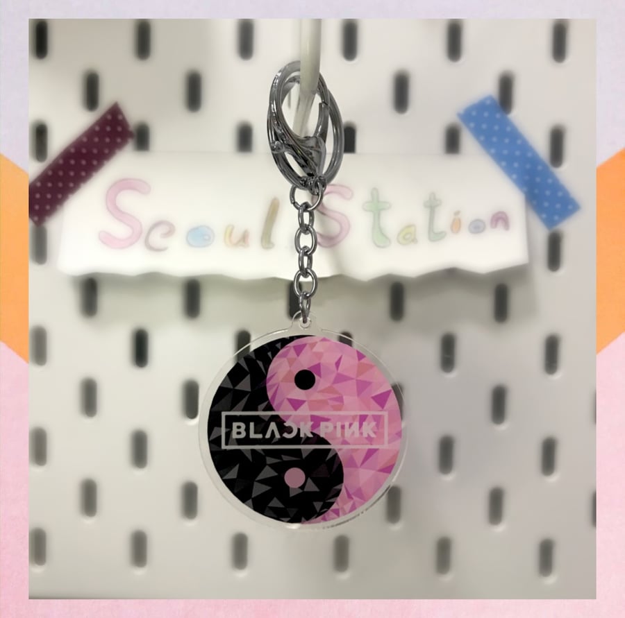 ميدالية بلاكبينك BlackPink Keychain