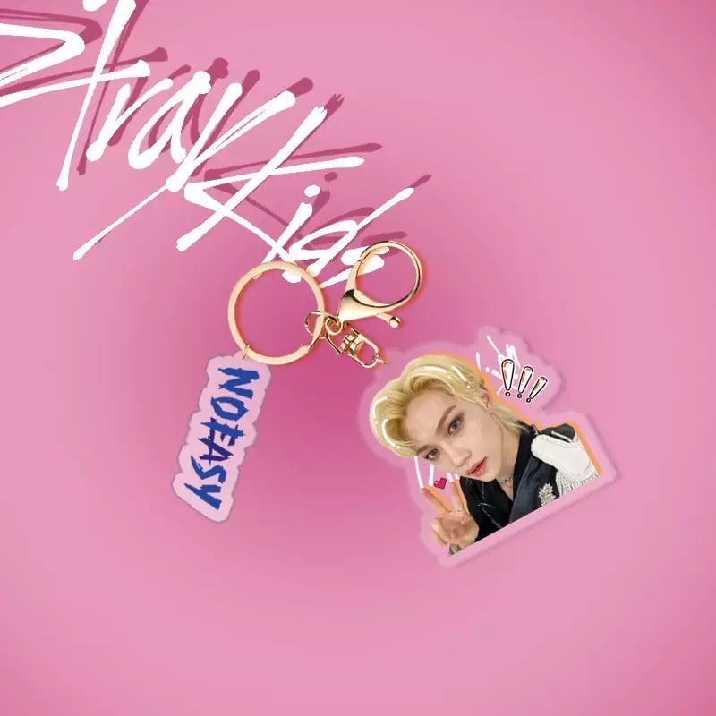 ميداليات ستراي كيدز Stray Kids Keychains