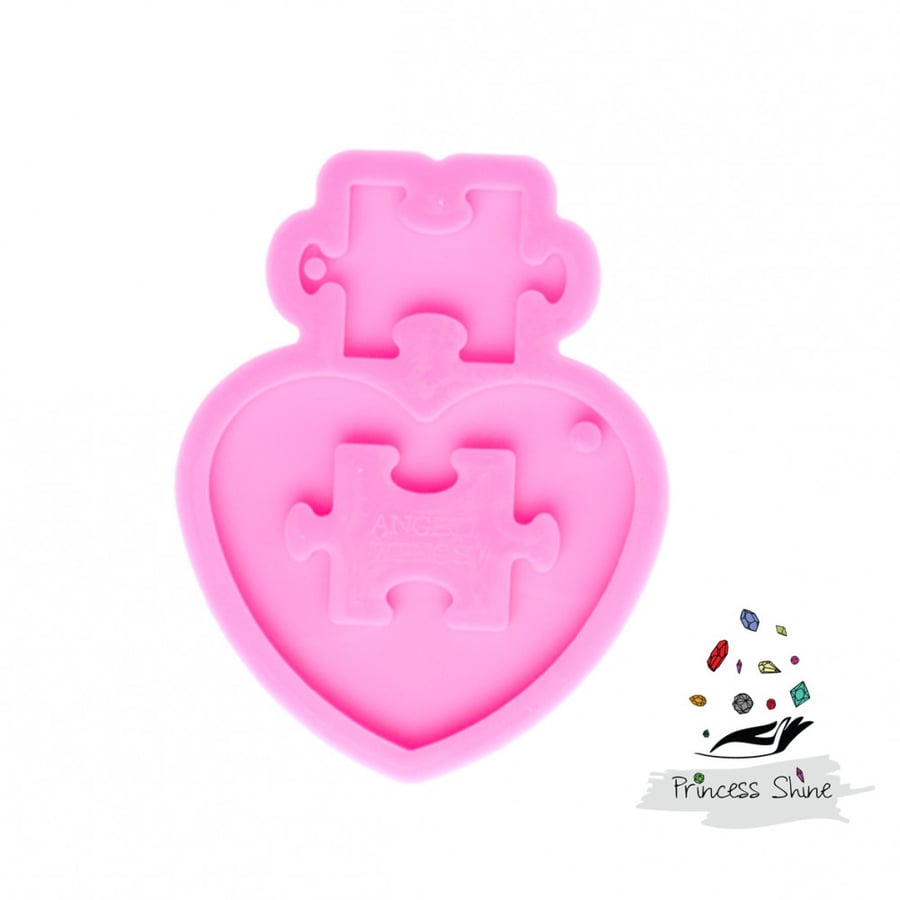 579 - Heart puzzle silicone mold