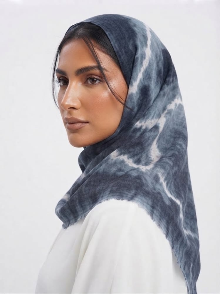 طرحة تايلندي مموجة كحلي غامق