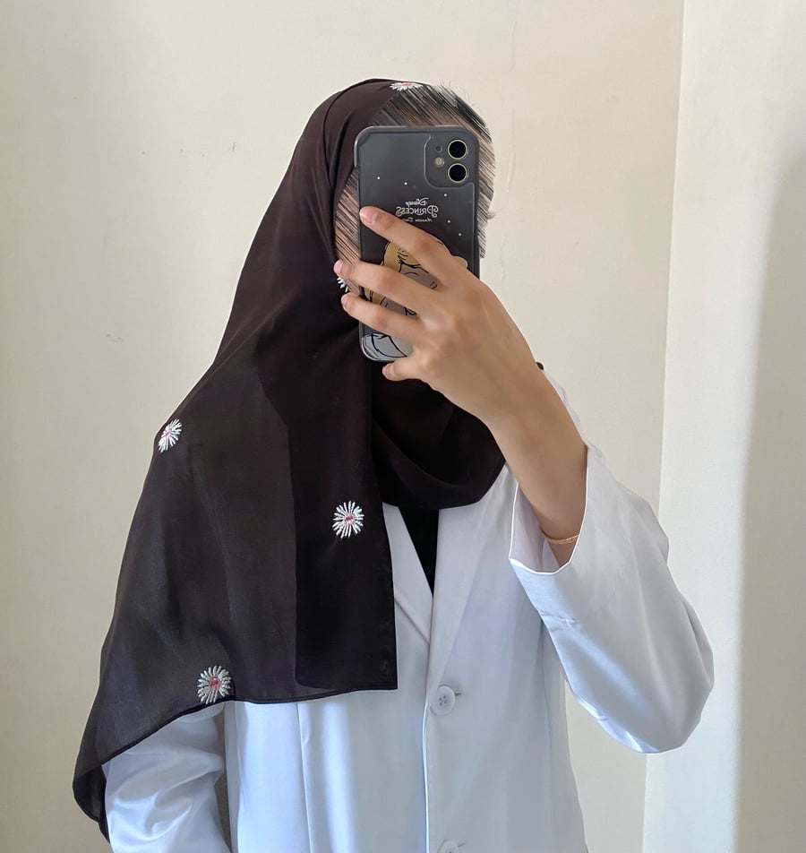 طرحة غزل ليزر - لون بني