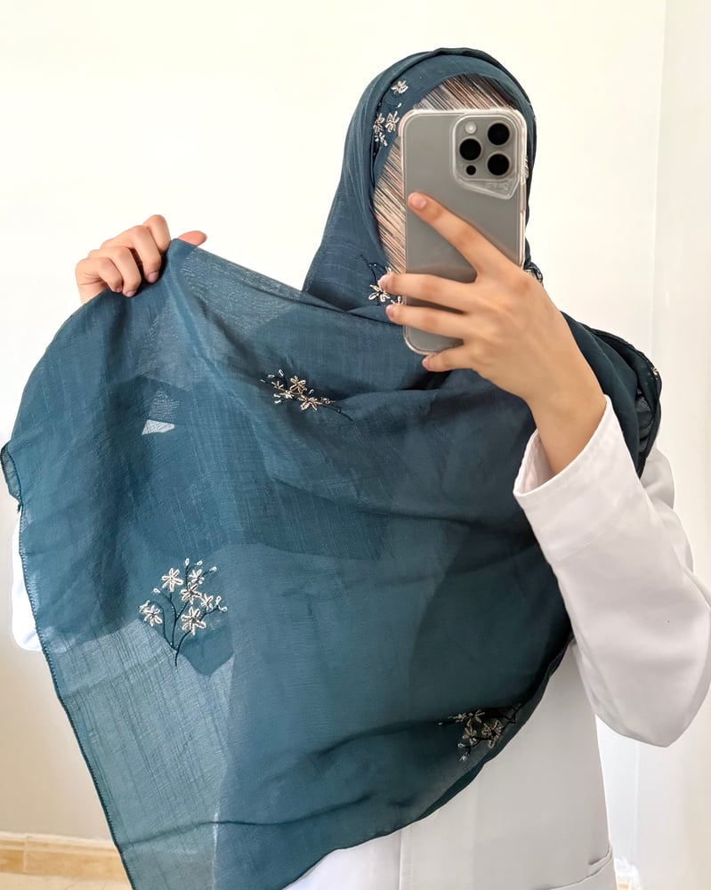 طرحة نهى لينن لون تركوازي
