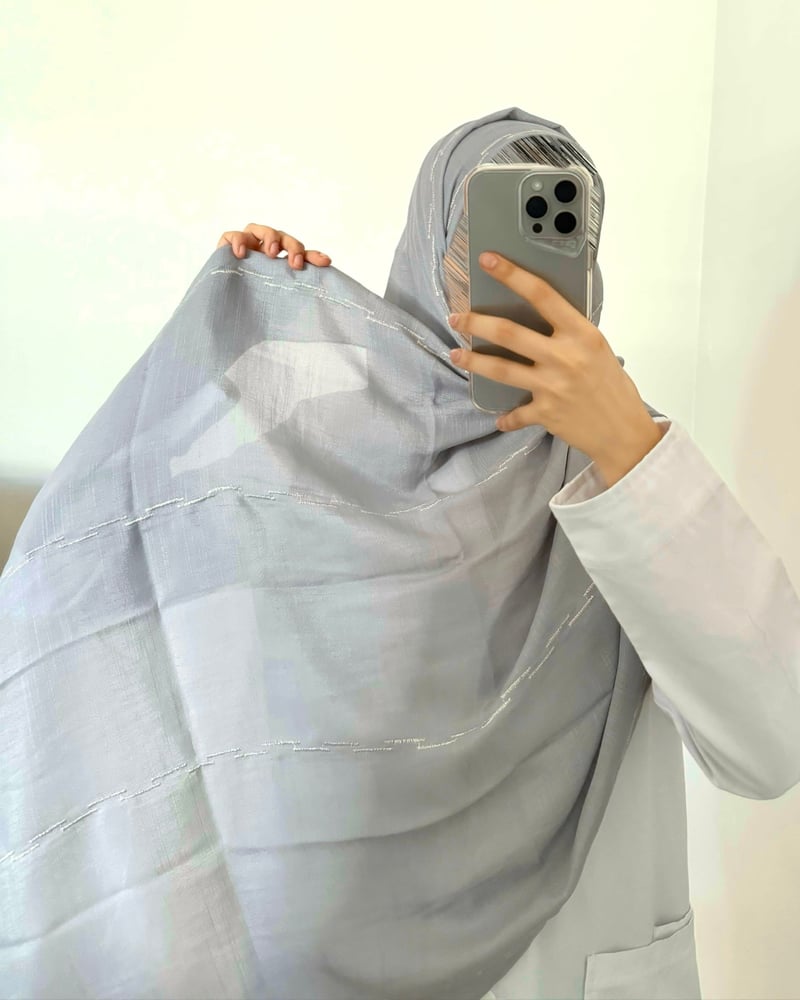 طرحة نوال لينن لون رمادي